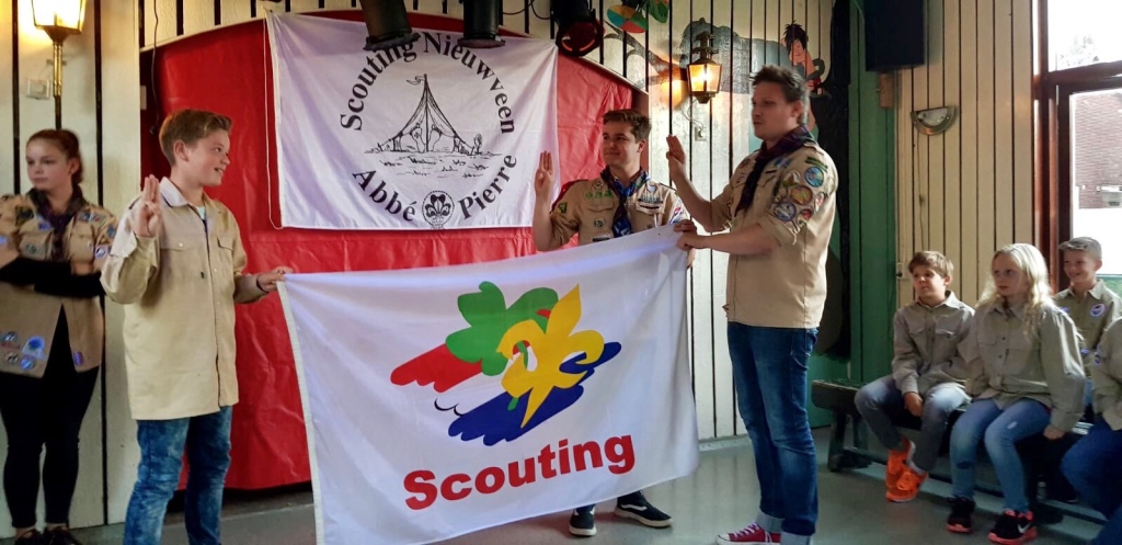 Nieuwe Scouts geïnstalleerd